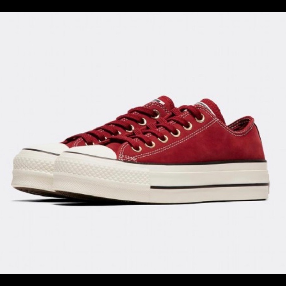 Converse Chuck Taylors